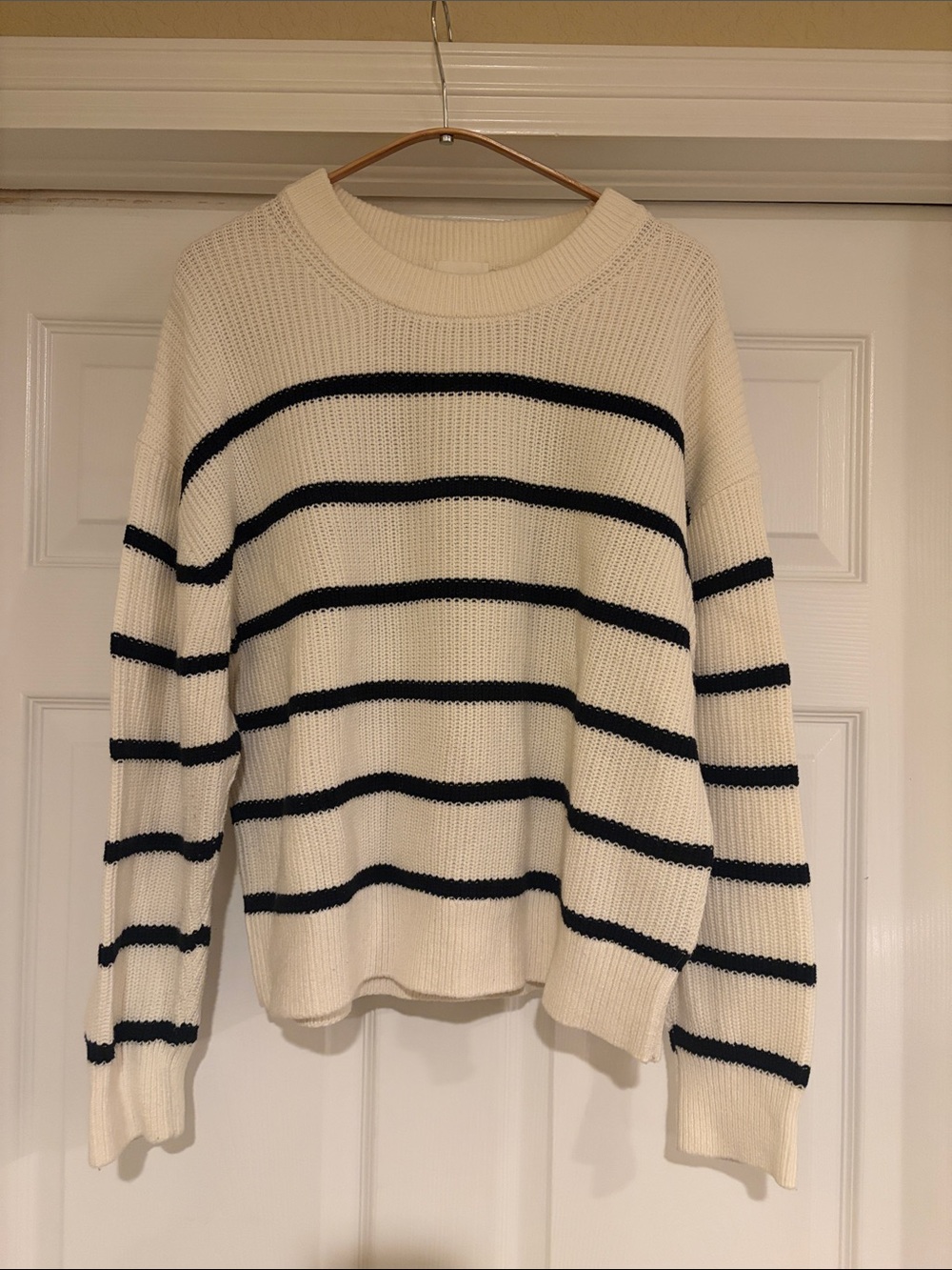 H&M Cream Crewneck Sweater with Black Stripes - Classic Knit